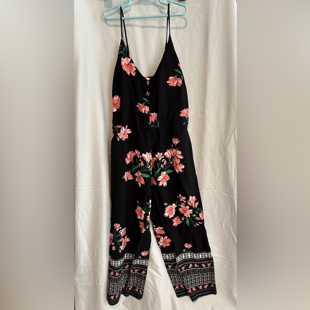 Eyeshadow cropped romper